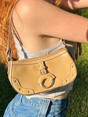 Tan Leather Shoulder Bag with Ring Accent